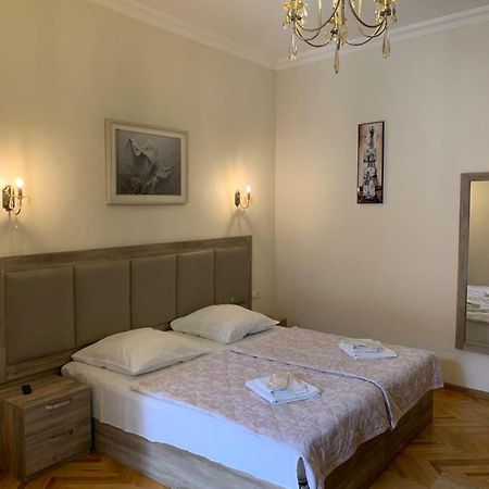 Guest House Rafael Tbilisi Exteriér fotografie