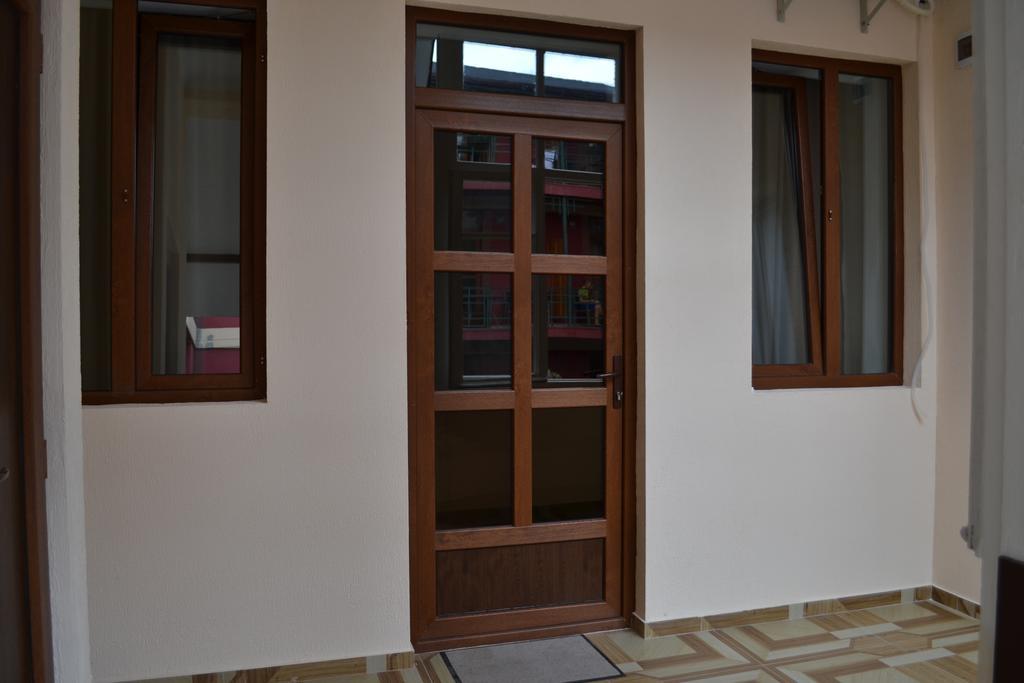 Guest House Rafael Tbilisi Exteriér fotografie